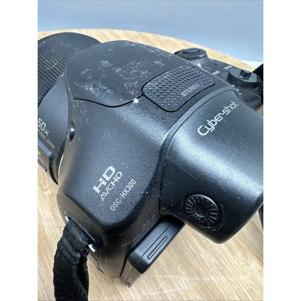 Sony Cyber-shot DSC-HX300 Bridge Camera 20.4MP 50x Zoom HD Video Black Untested